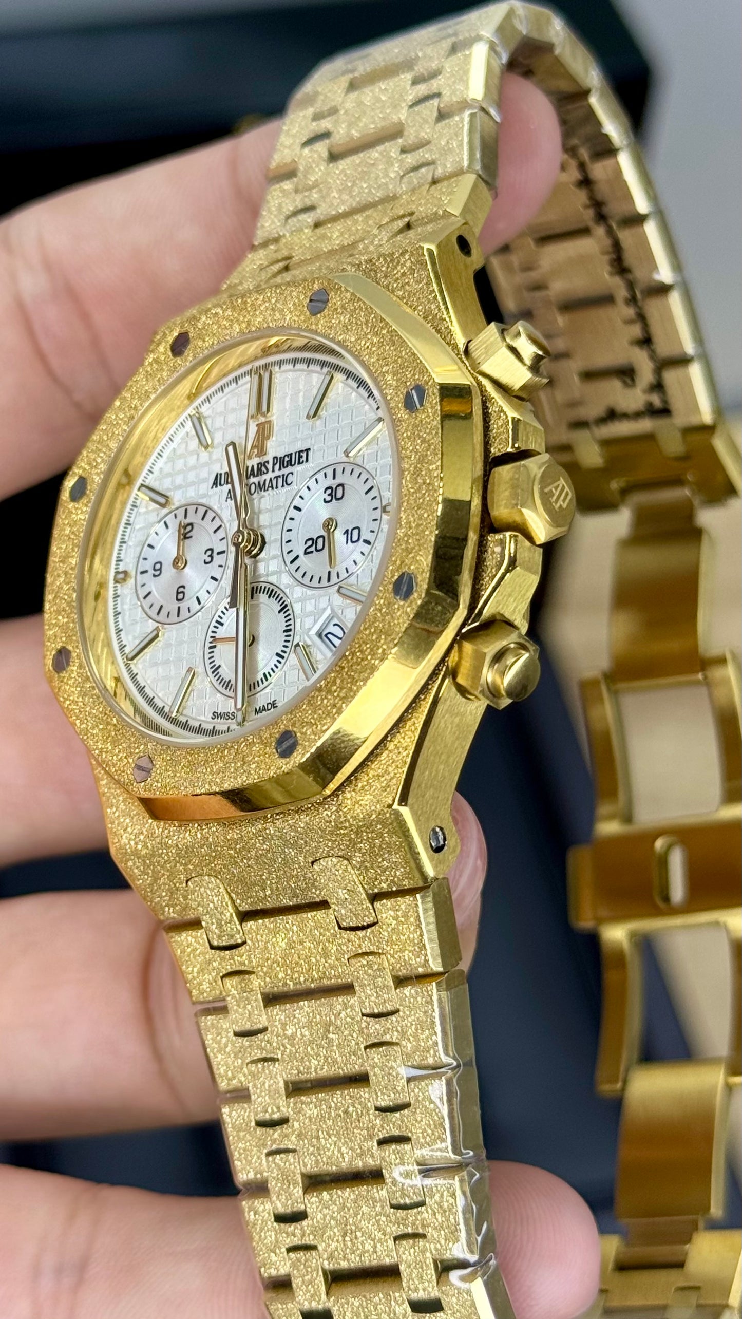 AUDEMARS PIGUET ROYAL OAK CHRONOGRAPH 41MM BLANCO ORO