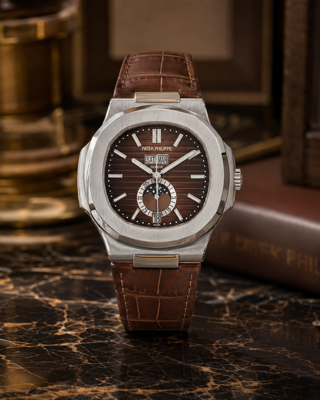PATEK PHILIPPE NAUTILUS CALENDARIO ANUAL FASE LUNAR CAFÉ