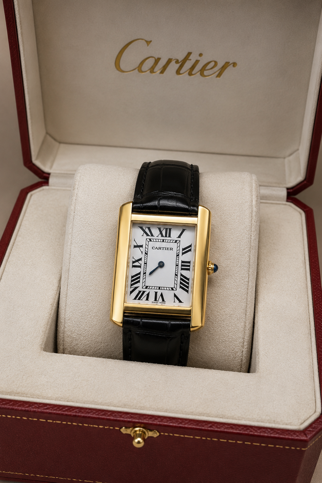CARTIER TANK MUST LARGE – ESFERA BLANCA | ACABADO DORADO Y CORREA DE CUERO
