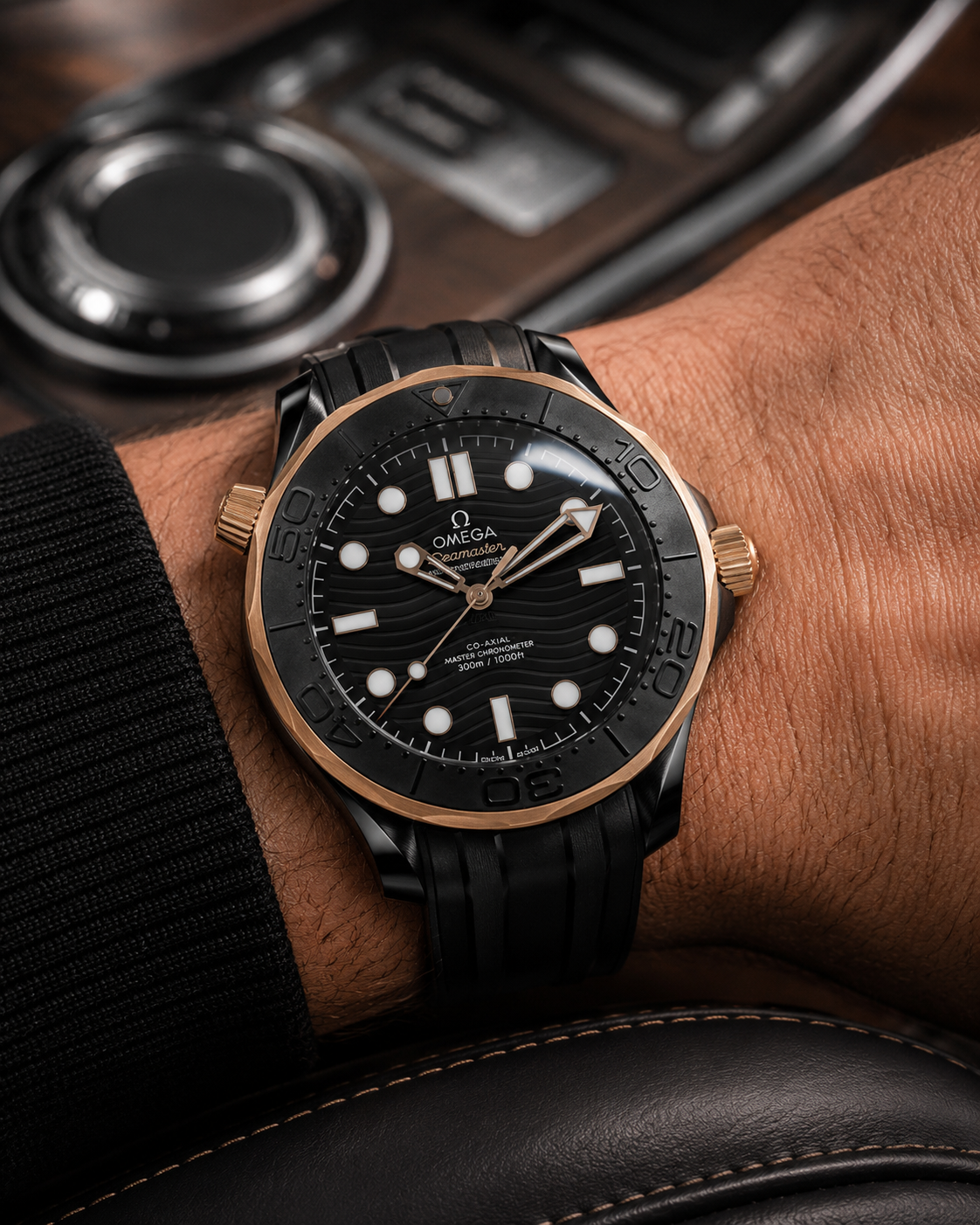 OMEGA SEAMASTER DIVER 300M NEGRO Y ORO ROSA