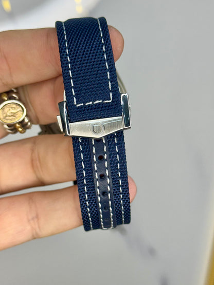 Omega Speedmaster Snoopy 50 aniversario