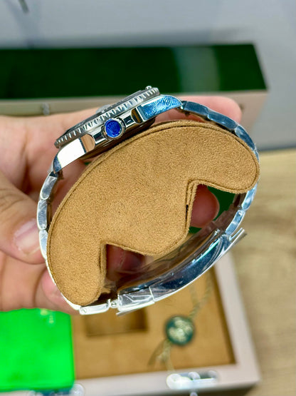 Rolex Submariner Date
