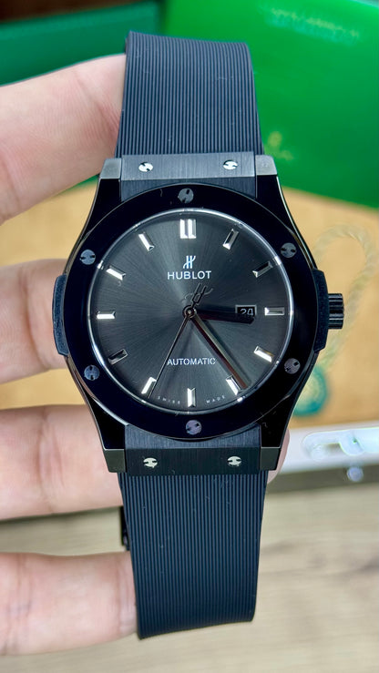 HUBLOT CLASSIC FUSSION 42MM
