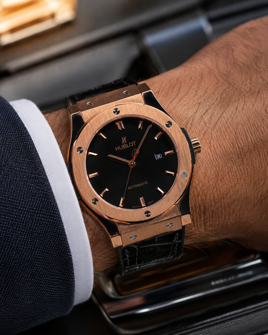 HUBLOT CLASSIC FUSION AUTOMATIC KING GOLD BLACK CABALLERO – 42 MM