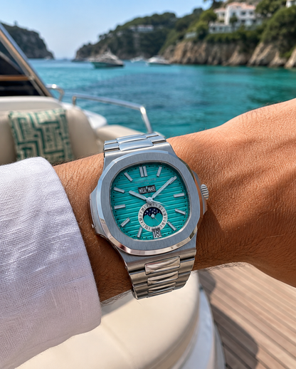 PATEK PHILIPPE NAUTILUS ANNUAL CALENDAR MOON PHASE 40.5 MM TURQUESA
