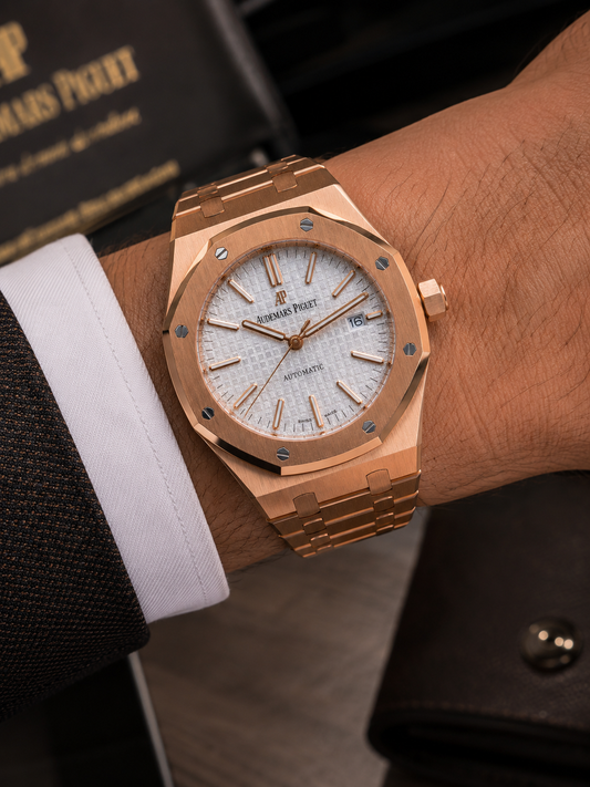 AUDEMARS PIGUET ROYAL OAK AUTOMATIC 41 MM – ORO ROSA / ESFERA PLATEADA