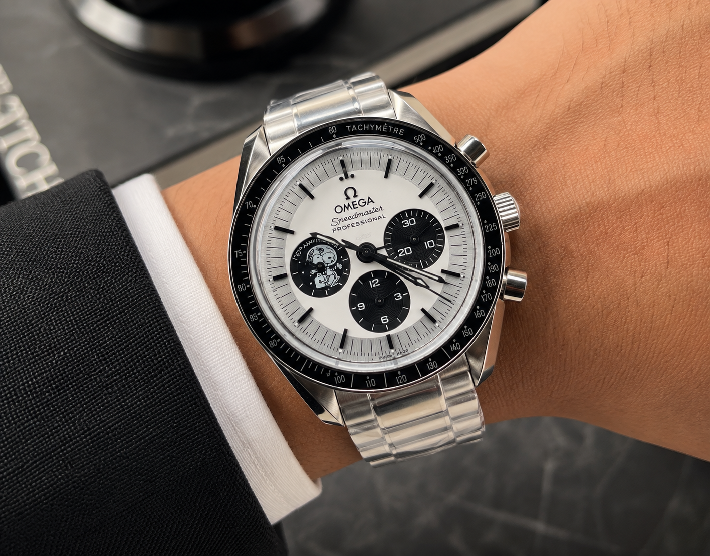 OMEGA SPEEDMASTER PROFESSIONAL SNOOPY PLATEADO