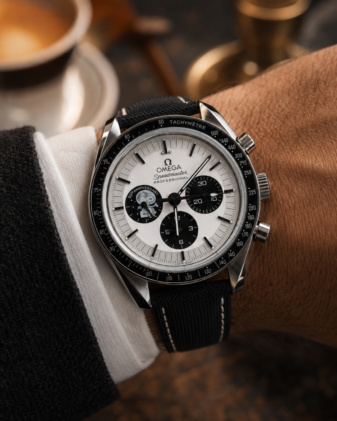 OMEGA SPEEDMASTER PROFESSIONAL SNOOPY CRONÓGRAFO NEGRO
