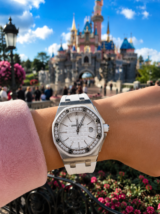 AUDEMARS PIGUET ROYAL OAK DAMA 34 MM ACERO – BISEL ENGASTADO CON CIRCONIAS
