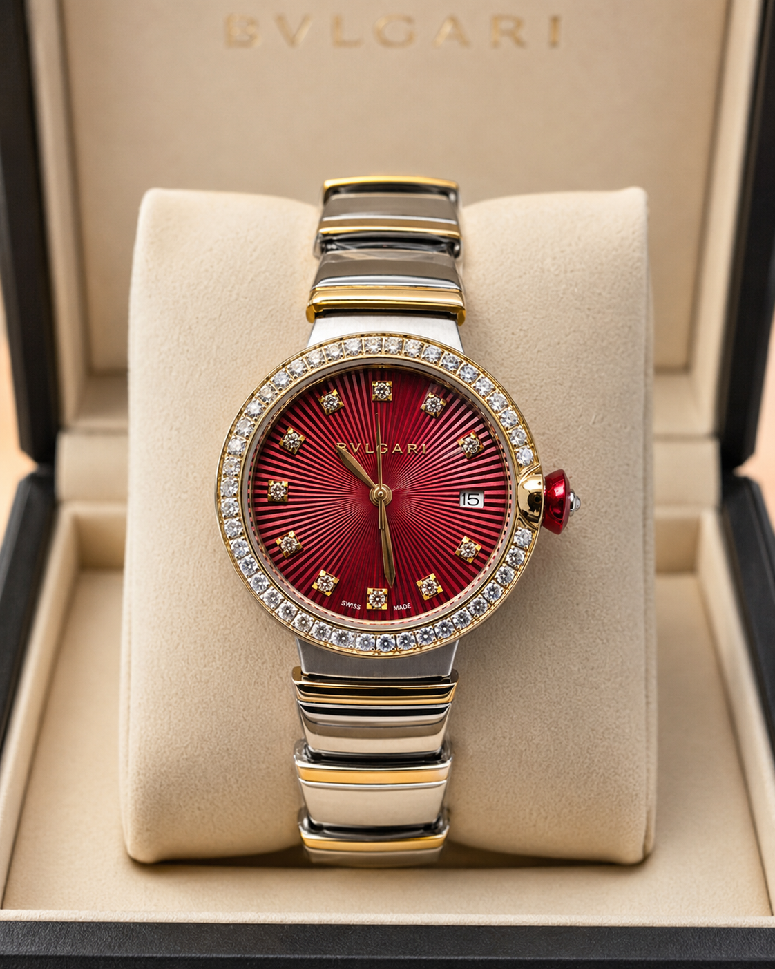 BVLGARI LVCEA 33 MM – CUARZO – BRAZALETE BICOLOR EN ACERO INOXIDABLE