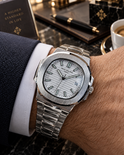 PATEK PHILIPPE NAUTILUS 5711 AUTOMÁTICO ACERO ESFERA BLANCA 40 MM