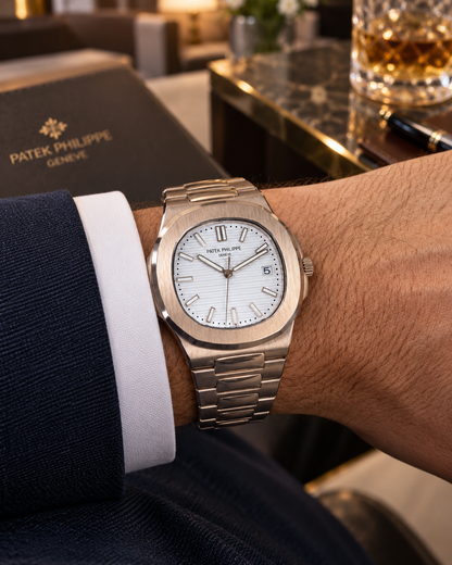 PATEK PHILIPPE NAUTILUS AUTOMÁTICO ORO ROSA ESFERA BLANCA 40 MM