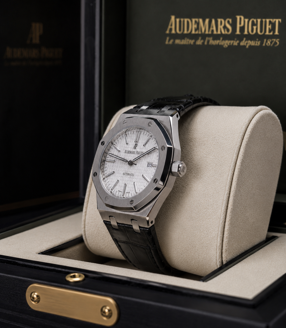 AUDEMARS PIGUET ROYAL OAK 37 MM ACERO – ESFERA PLATA TEXTURIZADA