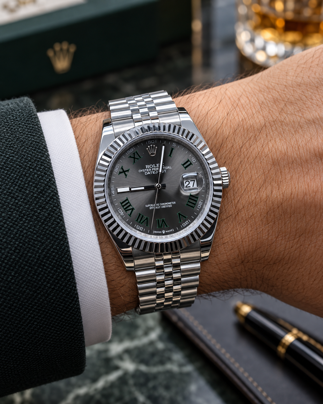 ROLEX DATEJUST 41 MM – ESFERA WIMBELDOM CON NÚMEROS ROMANOS VERDES, BISEL ESTRIADO Y BRAZALETE JUBILEE
